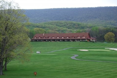 Cacapon State Park lodge and golf course.