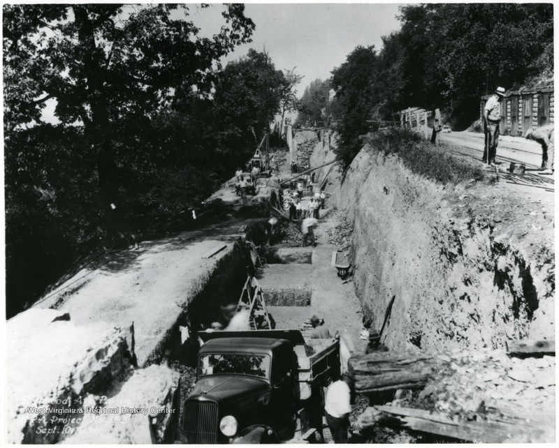 The Thoney Pietro Construction Company working on Richwood Avenue in Morgantown, 1936.