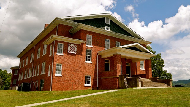 The old Yancey Collegiate Institute building