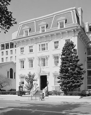 Ashburton House (aka St. John's Parish House), side view. Image by Historic Americans Buildings Survey, LIbrary of Congress (public domain)