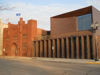 The museum is located in a historic armory built in 1915, as well as a contemporary building next to the armory, the Laird Norton Addition.