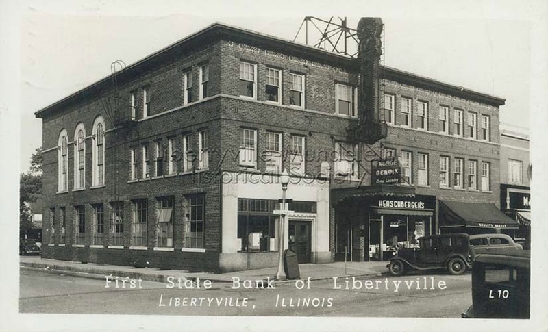 First State Bank of Libertyville with La Villa Theater sign, circa 1948