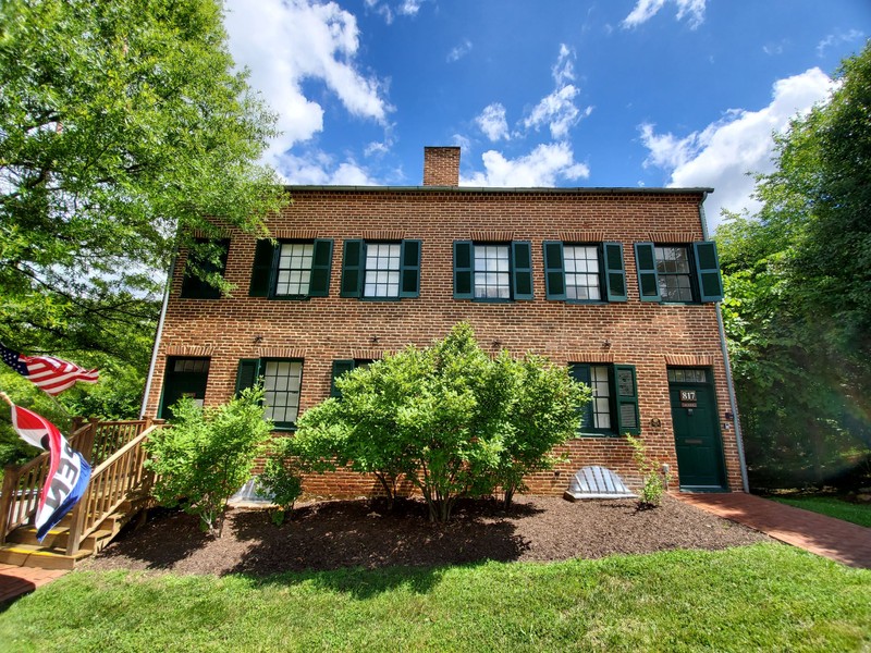 The Laurel Museum is located in a 19th-century millworker's building.