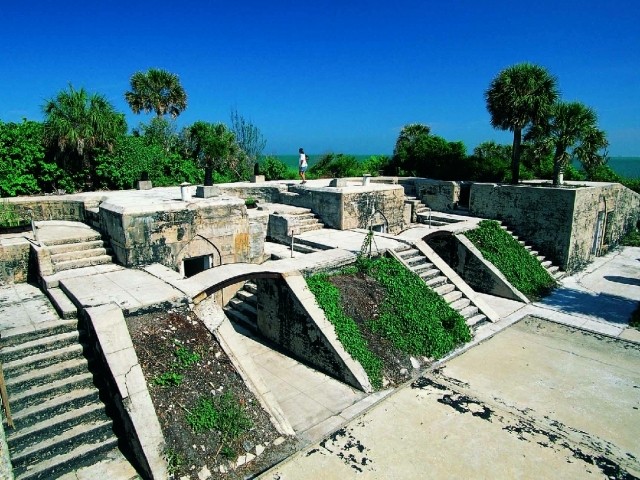 Fort Dade ruins