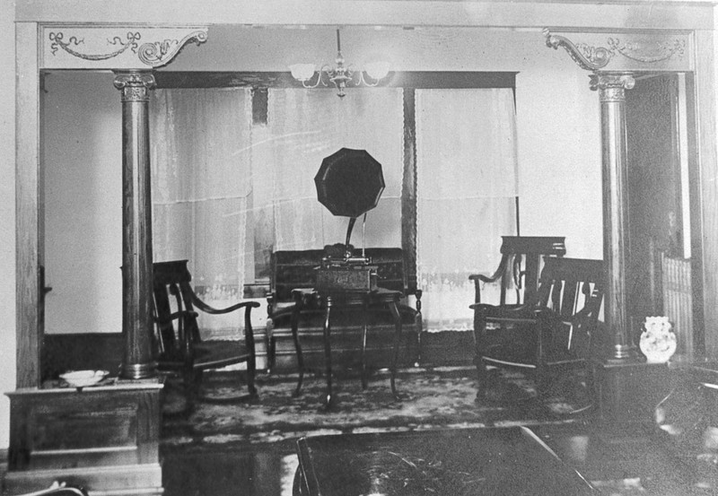 Victrola and seating in the tower area