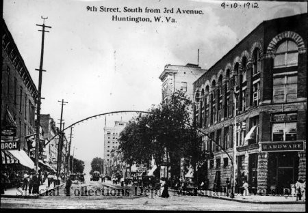 9th Street, looking South from 3rd Ave, with the Broh Building barely visible at the left