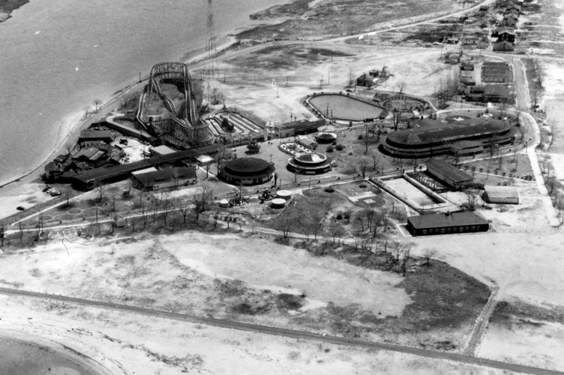 1955 aerial view of Pleasure Beach in Bridgeport. Photo Courtesy of the Bridgeport History Center at the Bridgeport Public Library / Photos by Corbit Studios