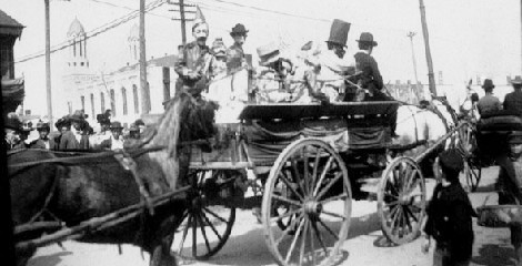 Mardi Gras 1901 at Lee Circle.