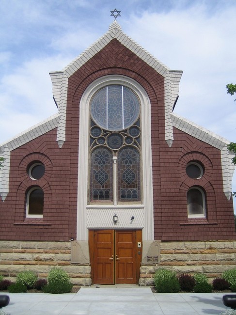 Exterior view of the present-day synagogue (www.boisearchitecture.org)