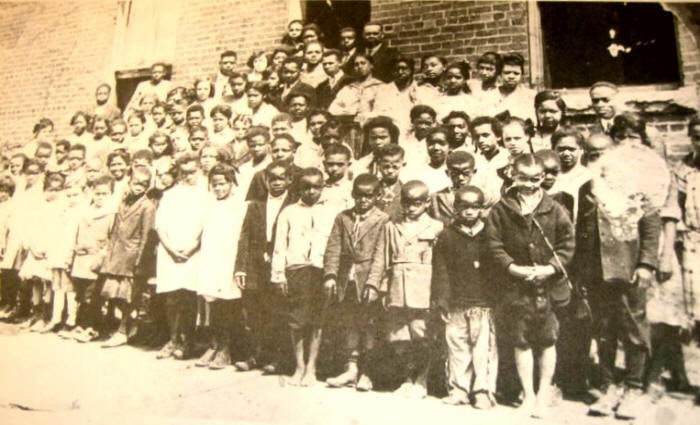 Students of Riverside, taken around 1911