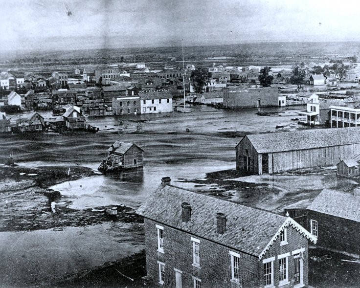 Denver was on higher ground along Cherry Creek so it sustained less damage during the flood than Auraria, which was a separate city at the time. Photo: Courtesy of Tom Noel Collection