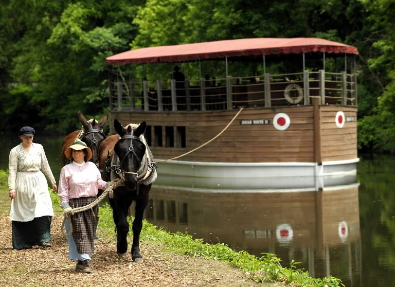 The mule-drawn canal boat ride lasts 45 minutes