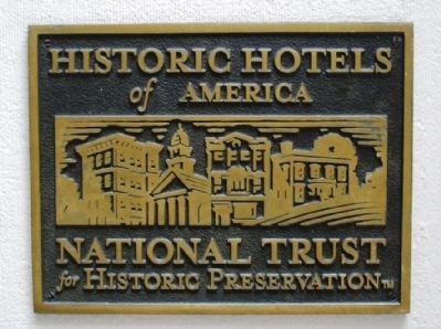 Historic Hotels marker on the Algonquin (image from Historic Markers Database)