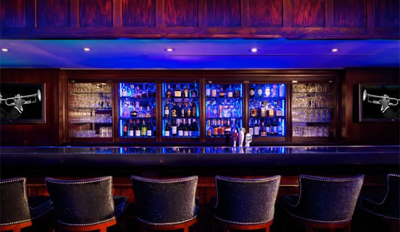 The Blue Bar (image from the Algonquin Hotel official website)