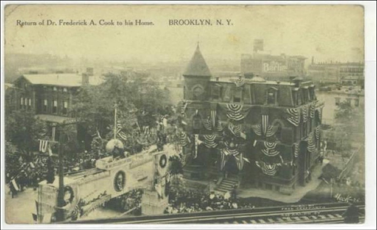 The house in 1909, when it was owned by Frederick Cook, on the day in which he returned from his alleged trip to the North Pole (wagnerowicz.wordpress.com)