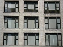 The Chicago School style window 