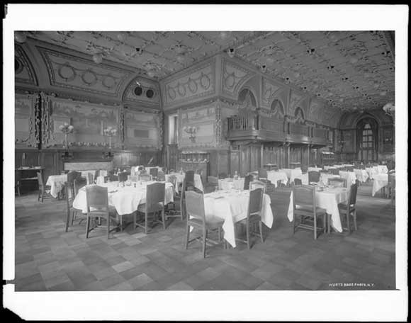 Dining room of the Engineers' Club, 1910 (image from the Museum of the City of New York)