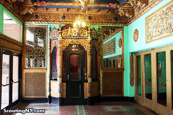 The original ticket booth (http://www.scoutingny.com/)