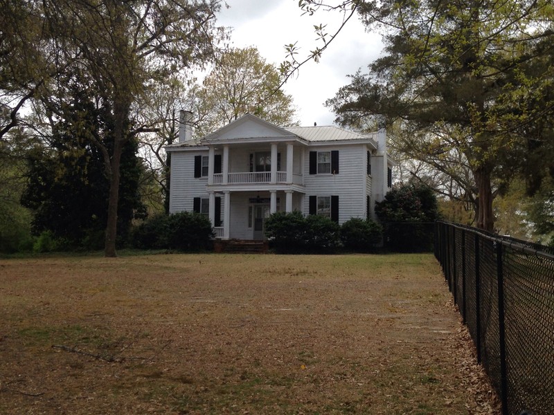 The house was built in 1850 and was the location of an important meeting between Confederate and Union leaders at the end of the Civil War.