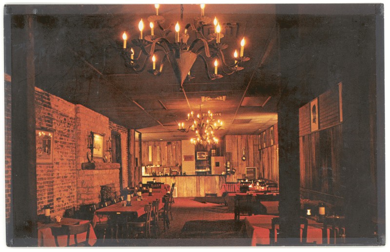 An image of the inside of the same tavern in Bardstown, Kentucky.