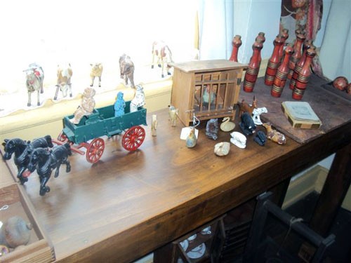 Artifacts Inside The 1810 House
