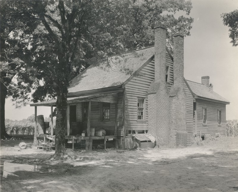 This is the earliest known photo of the Norfleet House, taken by Francis Benjamin Johnston in 1936. The photo is from the Library of Congress Carnegie Collection on Southern Architecture. 