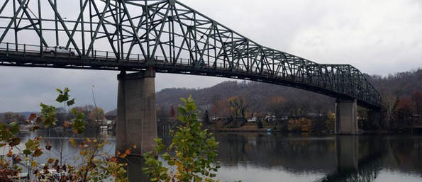 The old Richard J. "Dick" Henderson bridge connecting Saint Albans and Nitro is nearby and west of Roadside Park in St. Albans