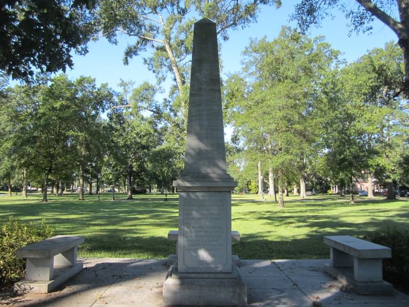 The Masonic monument honors the night President George Washington spent in Tarboro on his southern tour and the establishment of one of the first Masonic lodges in the state. 