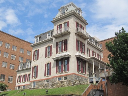 Howard Hall in 2013 (parkviewdc.com)