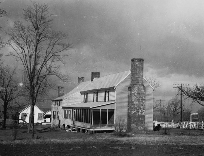 Original site of the Dranesville Tavern (photo taken by the Historic American Buildings Survery)