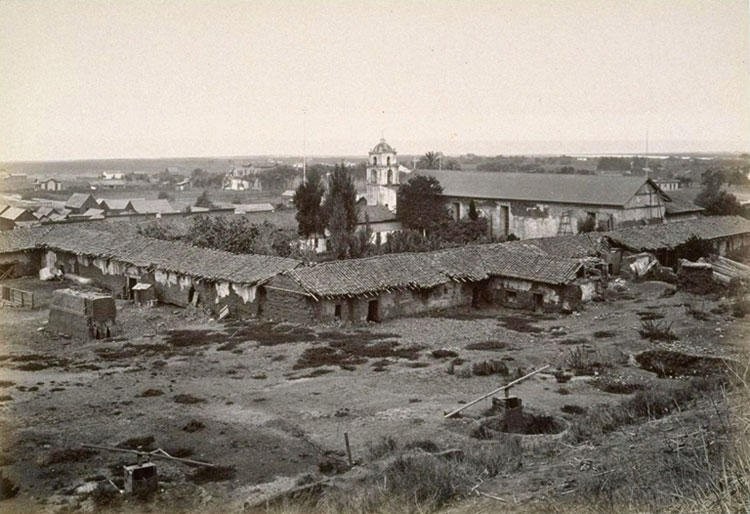 Another view of San Buenaventura in 1877 by Carleton Watkins. Note the severe dilapidation of the quadrangle. Serious restoration work took place gradually over the next hundred years.