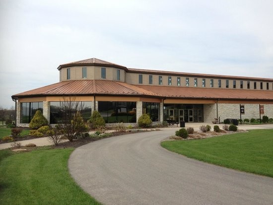 Haven Hill Distillery and the Bourbon Heritage Center offer tours and tastings at its Bardstown, Kentucky facility. 
