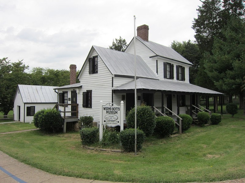 Weems-Botts Museum