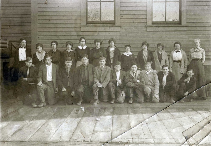 Window, Standing, Social group, Building