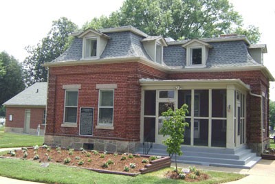 Superintendent's Lodge at the cemetery 