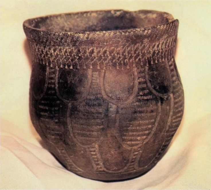 An example of Hopewell pottery, like the ones found in the Norton Mounds