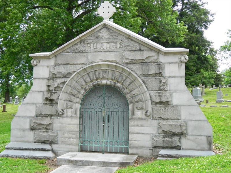 Mausoleum, Chapel, Building, Cemetery