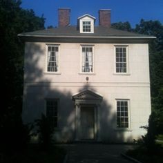 Solitude House at the Philadelphia Zoo (image from Philly Zoo! Pinterest)