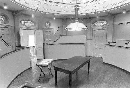 First surgical amphitheater in the U.S. at Pennsylvania Hospital, used 1804-1868 (image from University of Pennsylvania)