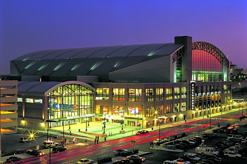 Bankers Life Fieldhouse opened in 1999 and became the first stadium designed for a NBA franchise to include "retro" design features.