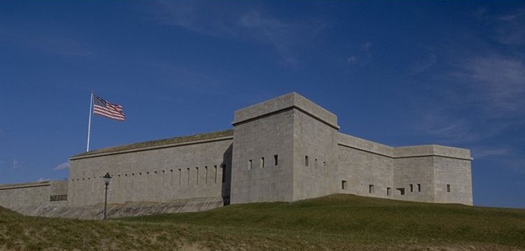 The fort has been restored and provides tours and educational exhibits related to American military history.