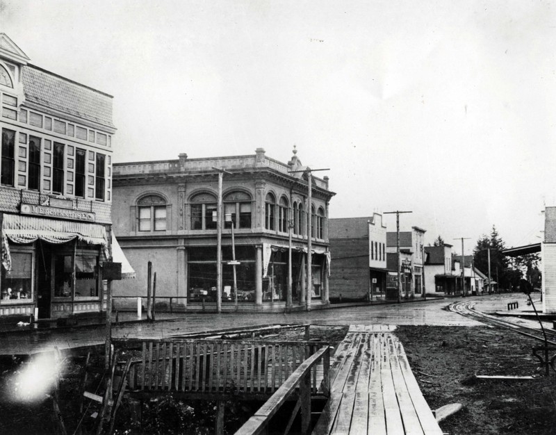 Ilwaco Railroad tracks on 1st Street looking South. 