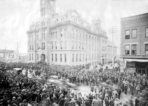 Denver police and city officials prepare to do battle with the Colorado Infantry during a conflict between the governor and city officials. 