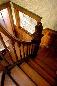 Winding staircase in the Sidna Allen House