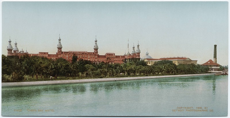 Hotel in 1900