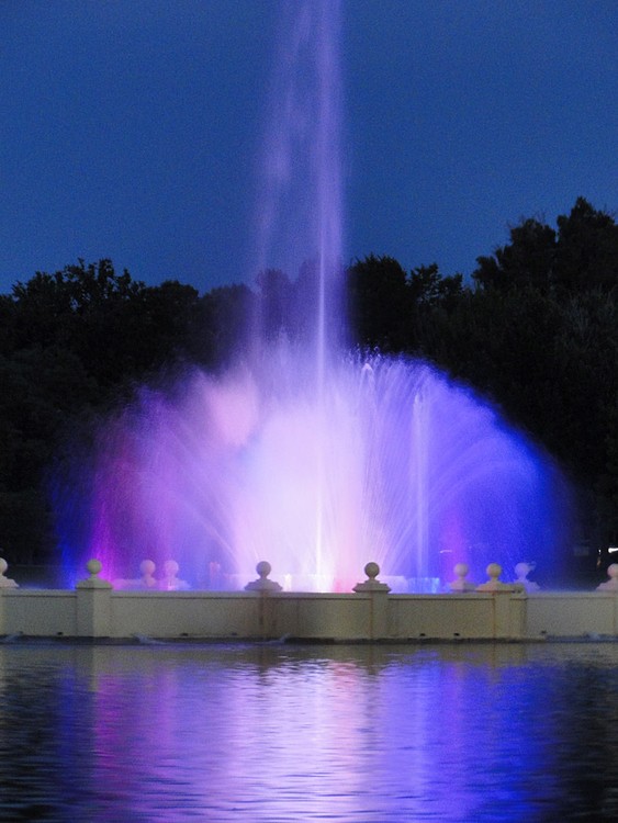 City Park Fishing Fountain (image from Colorado Outdoors Magazine)