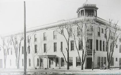 This historic photo of the St. Regis Hotel was taken shortly after the west wing of the building was added in 1906.