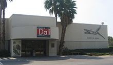 Original Dali museum building in 1982