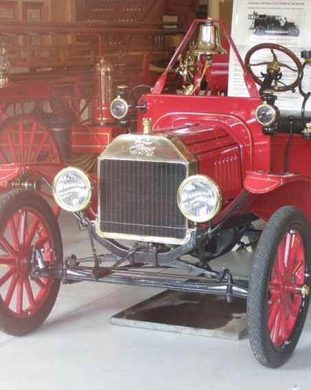 Antique fire engine located inside the Central Ohio Fire Museum