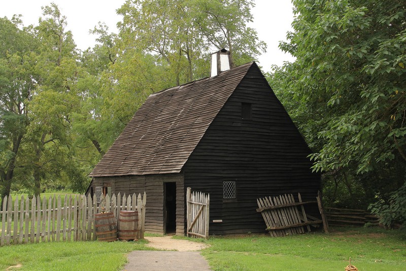 Smith's Ordinary, one of the many inns owned by Van Sweringen.